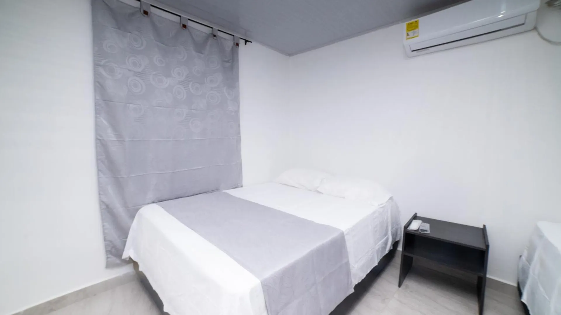 Hotel Santa Marta Tropical